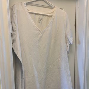 White t-shirt V neck
